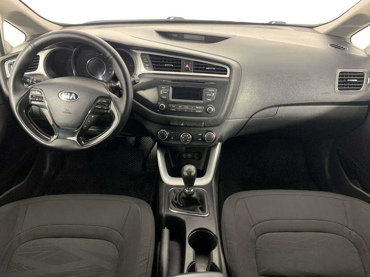 Купить Kia Ceed, 2017, 263 795 км, фото №7