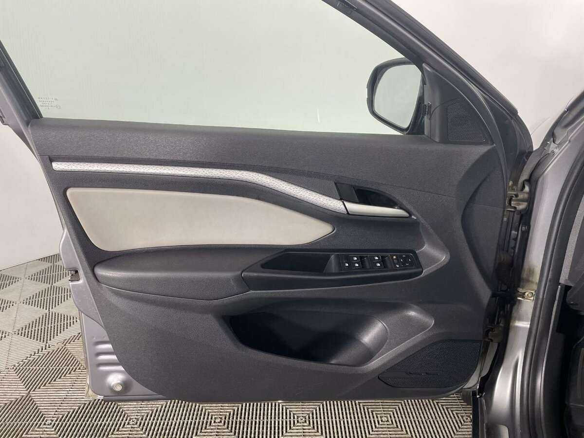 Купить Lada (ВАЗ) Vesta SW Cross, 2018, 86 684 км, фото №8