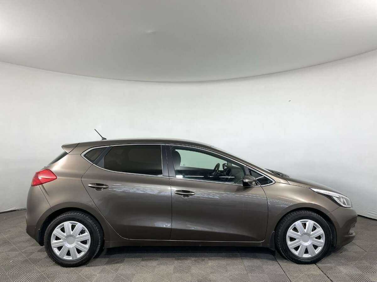 Купить Kia Ceed, 2013, 199 500 км, фото №4