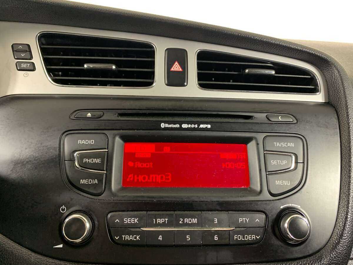 Купить Kia Ceed, 2014, 145 937 км, фото №13