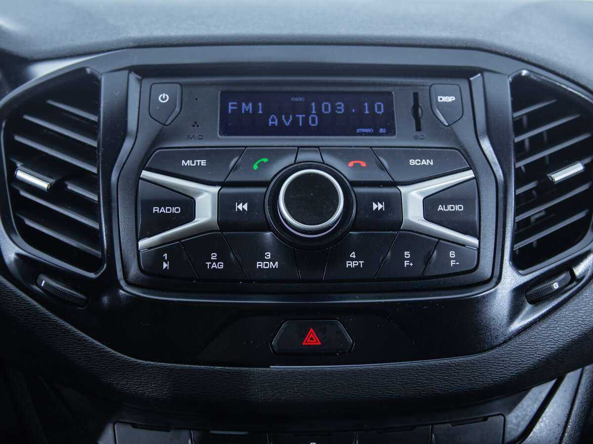 Купить Lada (ВАЗ) Vesta SW, 2018, 109 089 км, фото №16