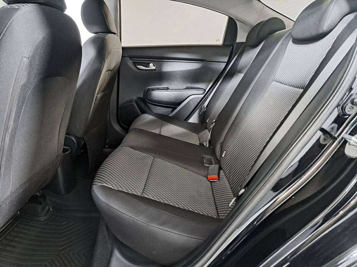Купить Kia Rio, 2017, 81 921 км, фото №10