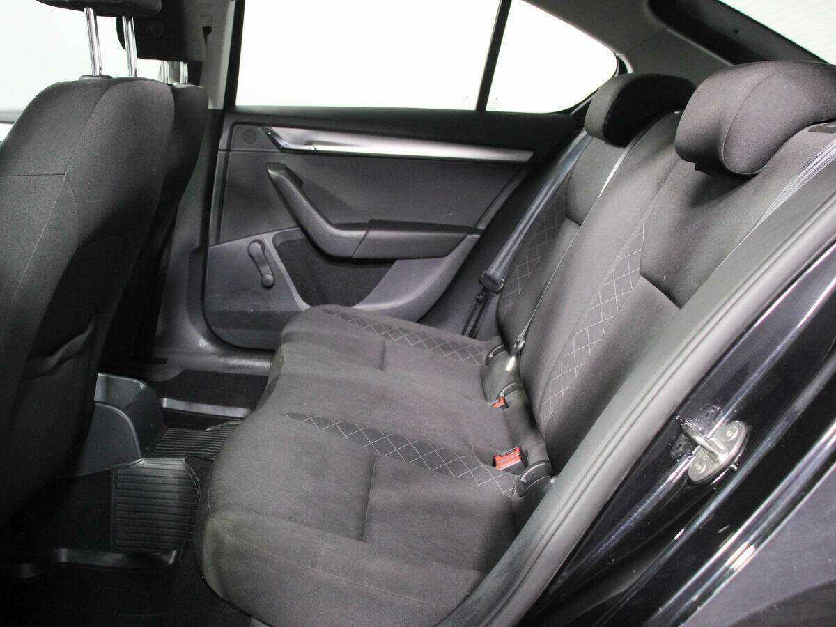 Купить Skoda Octavia, 2018, 99 205 км, фото №9