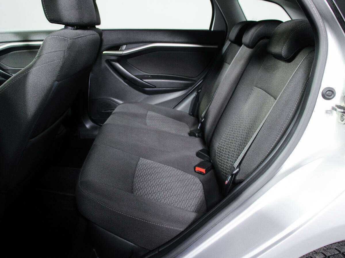 Купить Lada (ВАЗ) Vesta SW, 2019, 82 000 км, фото №7