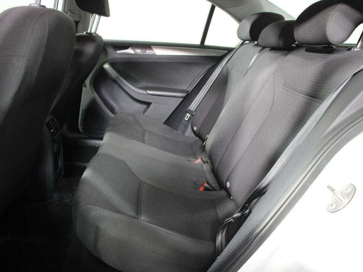 Купить Volkswagen Jetta, 2016, 101 196 км, фото №10