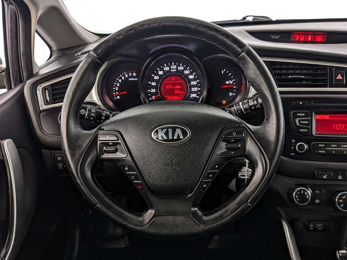 Купить Kia Ceed, 2017, 227 387 км, фото №18