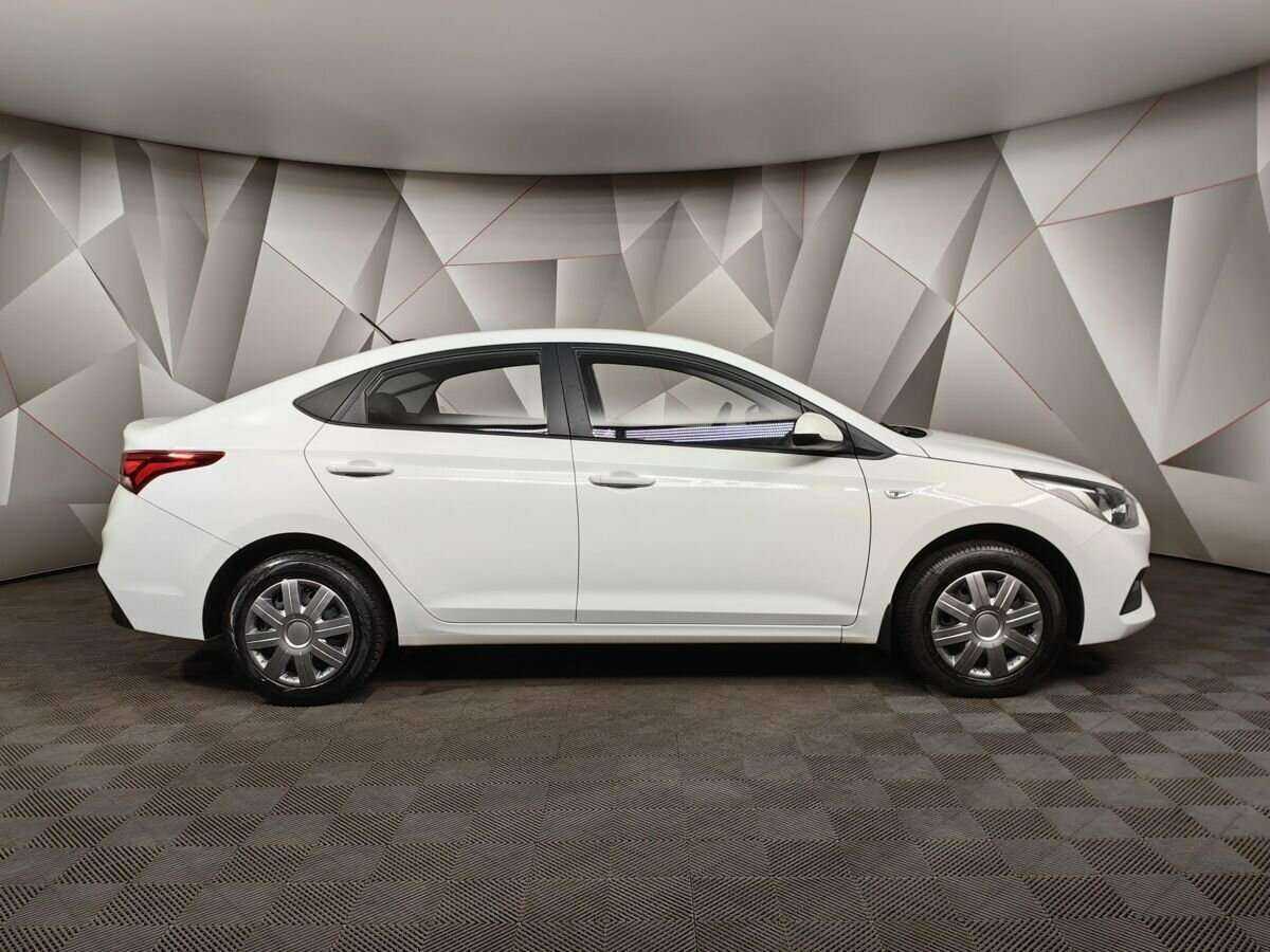 Купить Hyundai Solaris, 2019, 126 526 км, фото №6