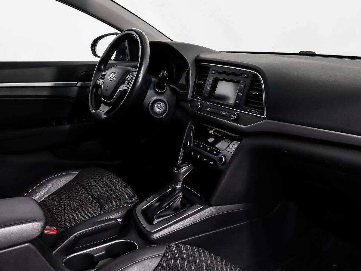 Купить Hyundai Elantra, 2017, 90 234 км, фото №11
