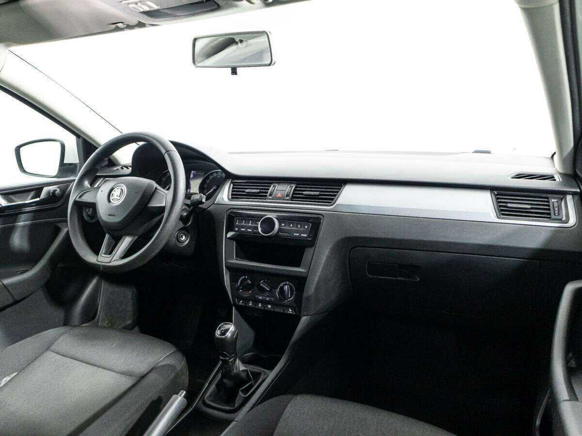 Купить Skoda Rapid, 2017, 132 124 км, фото №9