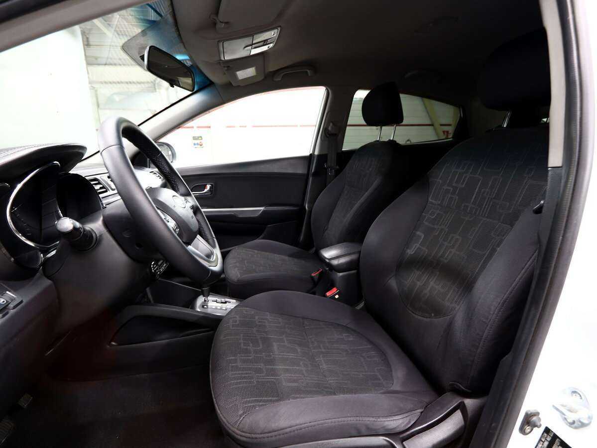 Купить Kia Rio 4-speed, 2012, 379 368 км, фото №6