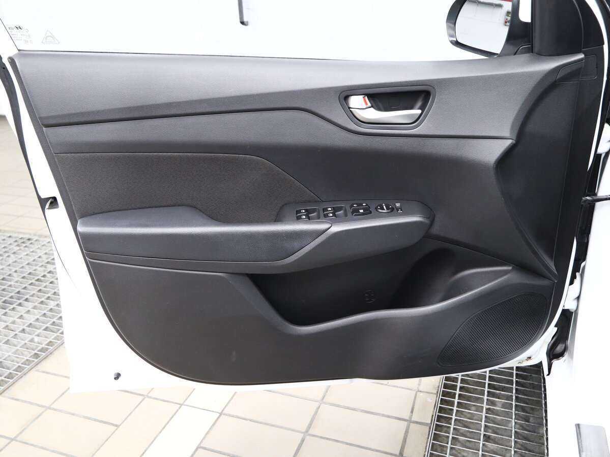 Купить Hyundai Solaris, 2019, 70 000 км, фото №11