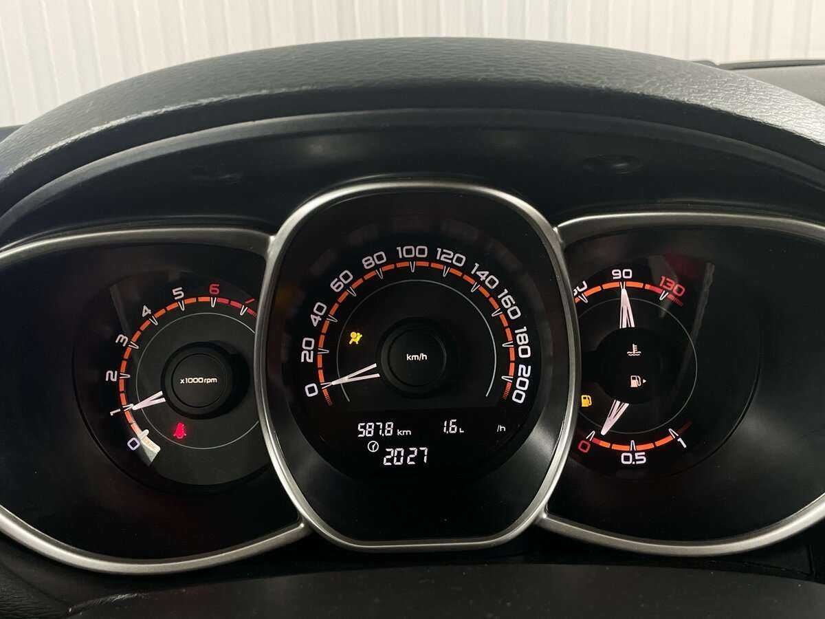 Купить Lada (ВАЗ) Vesta SW Cross, 2018, 88 269 км, фото №13