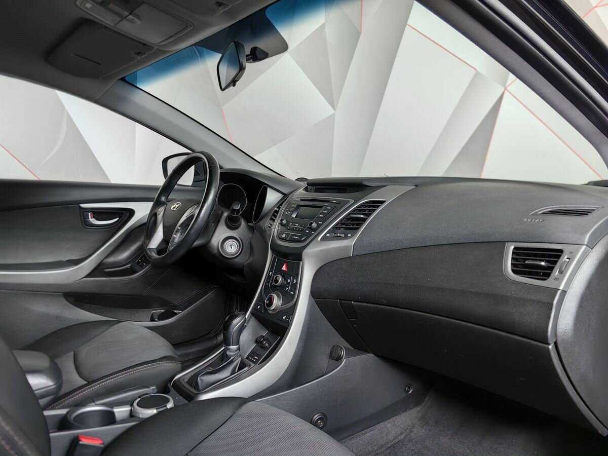 Купить Hyundai Elantra, 2015, 69 924 км, фото №9