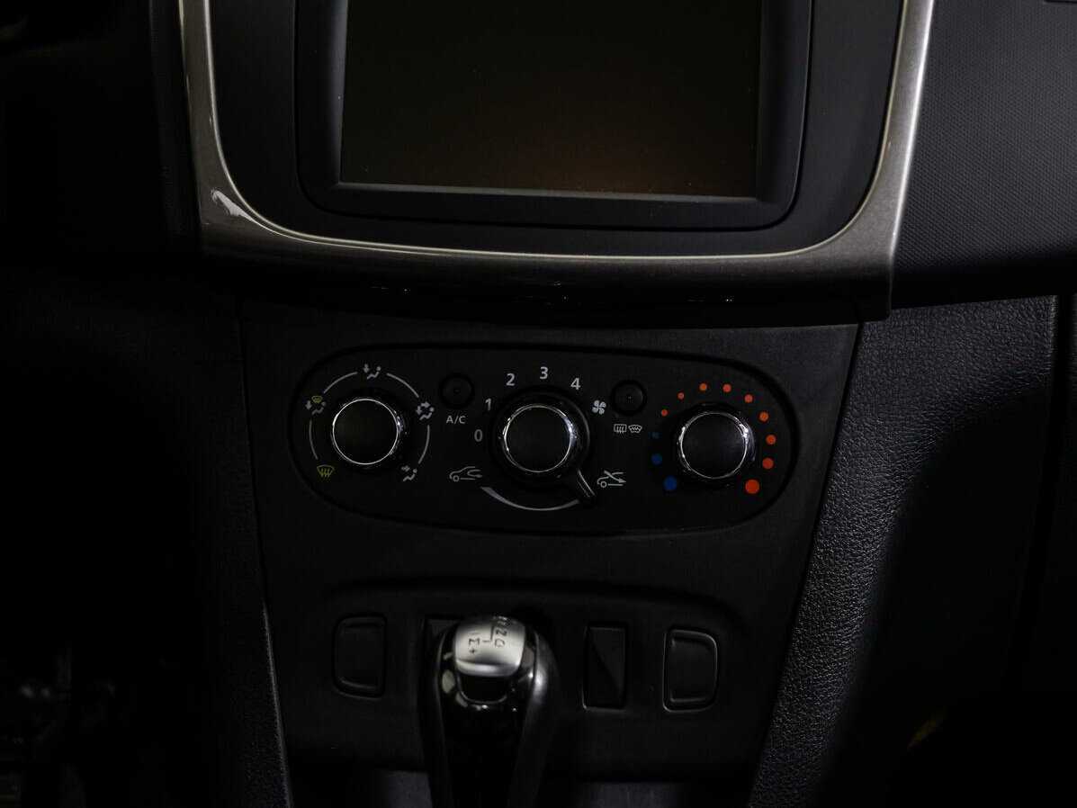 Купить Renault Logan, 2019, 96 553 км, фото №12