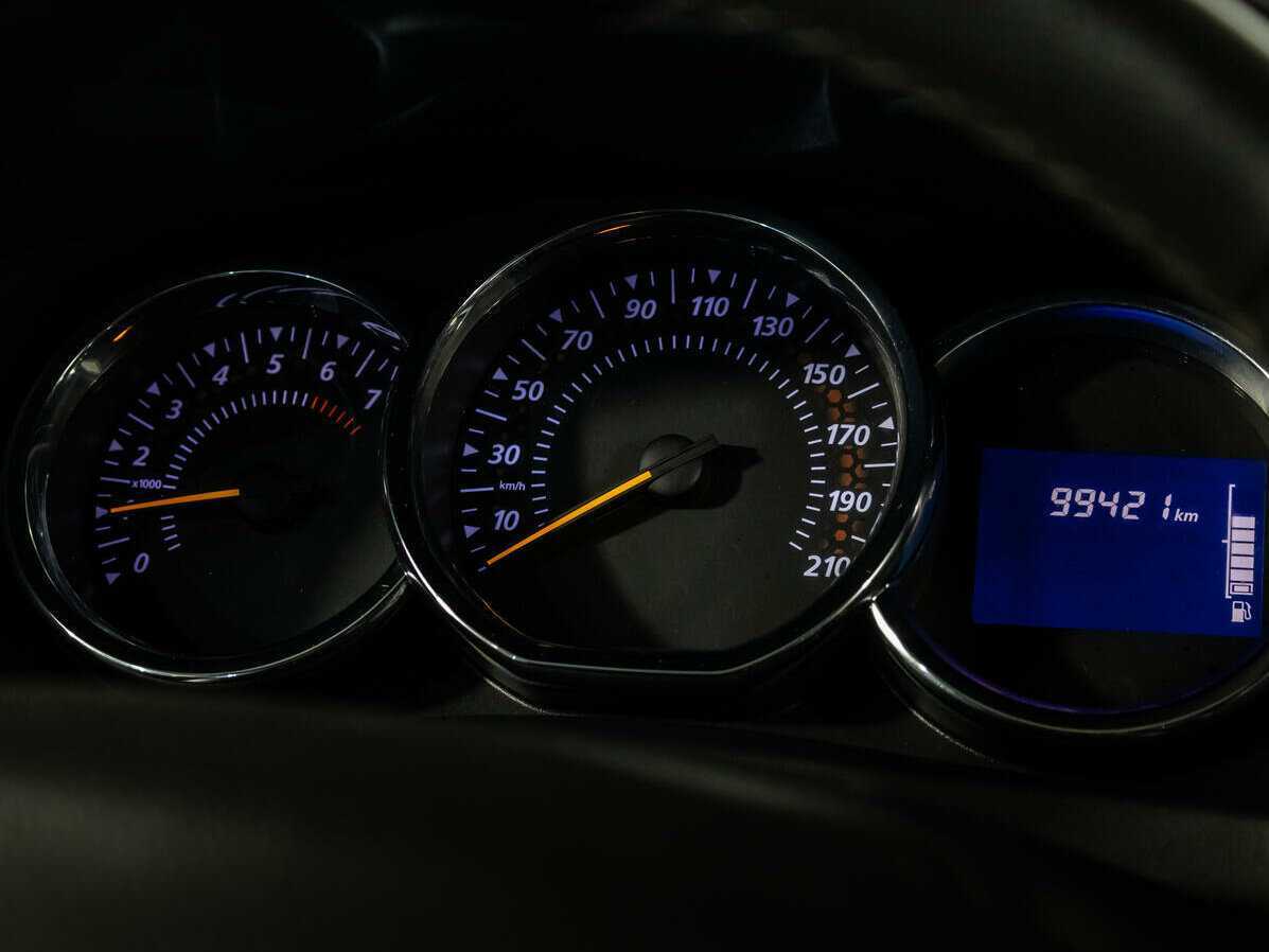 Купить Renault Sandero Stepway, 2017, 99 421 км, фото №11