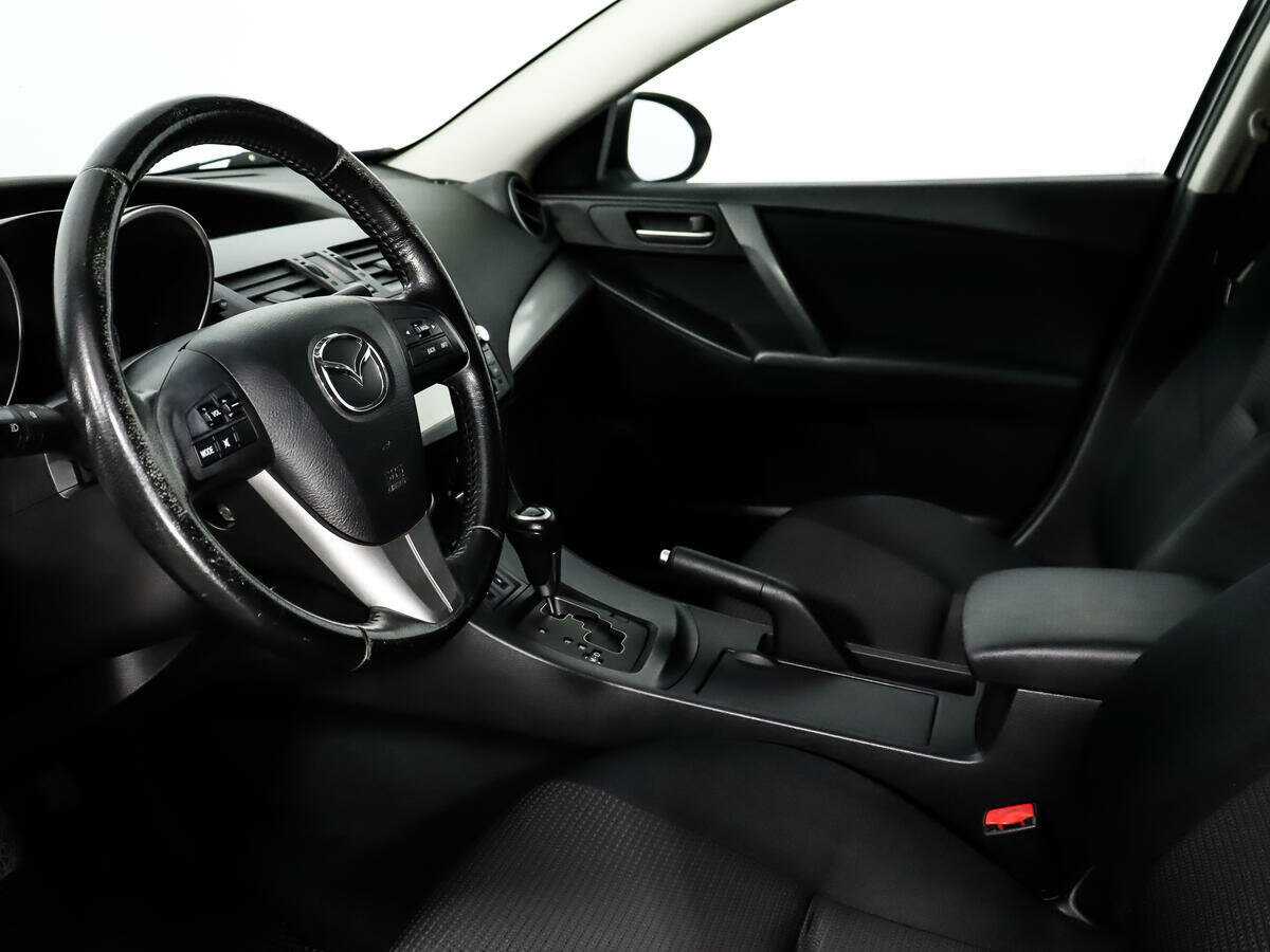 Купить Mazda 3, 2013, 177 272 км, фото №9