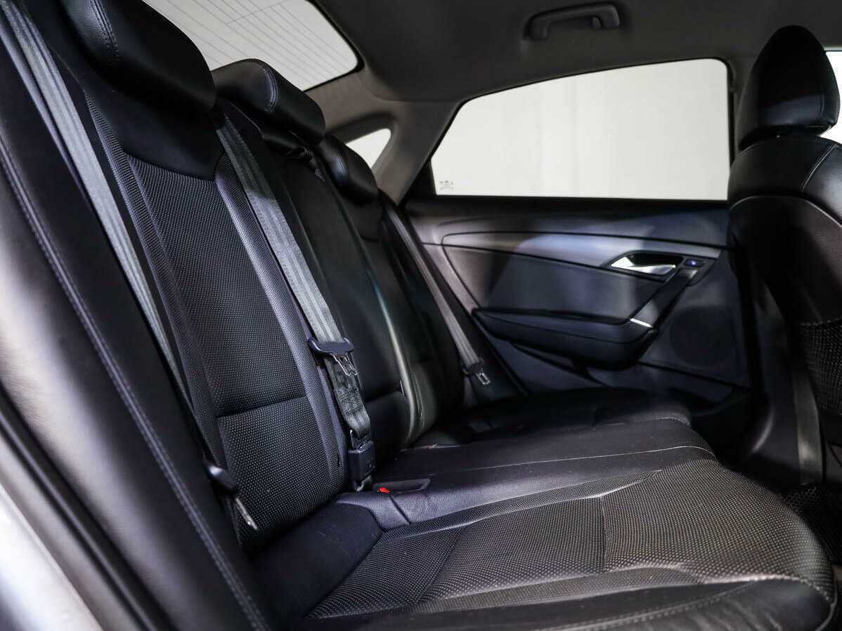 Купить Hyundai i40, 2015, 140 460 км, фото №12