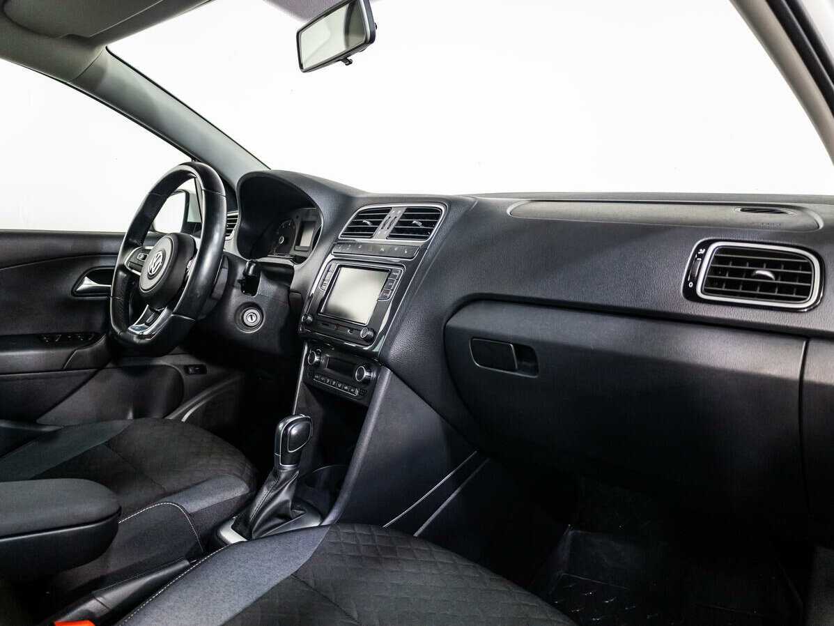 Купить Volkswagen Polo, 2018, 78 432 км, фото №8
