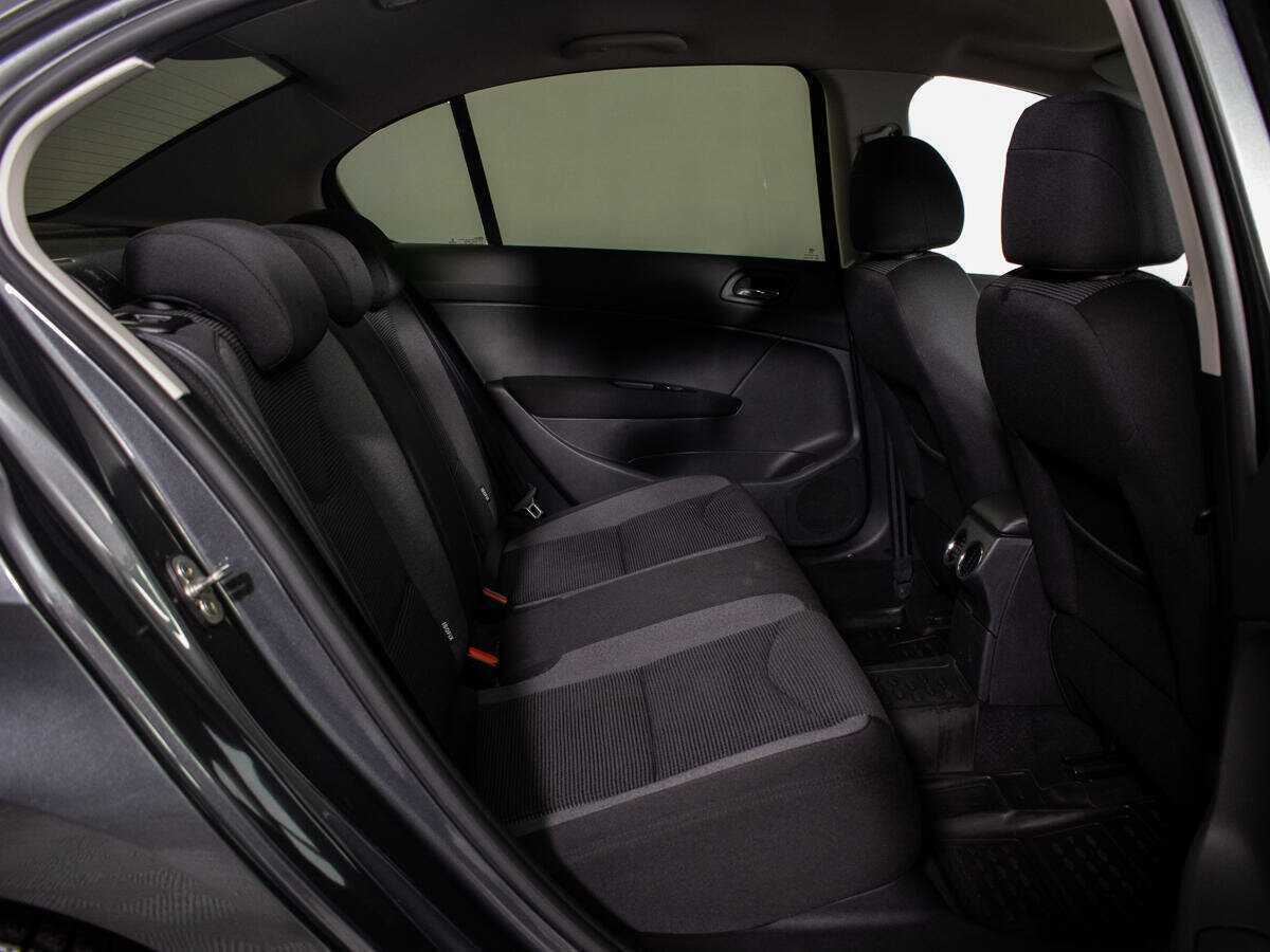 Купить Peugeot 408, 2018, 104 200 км, фото №8