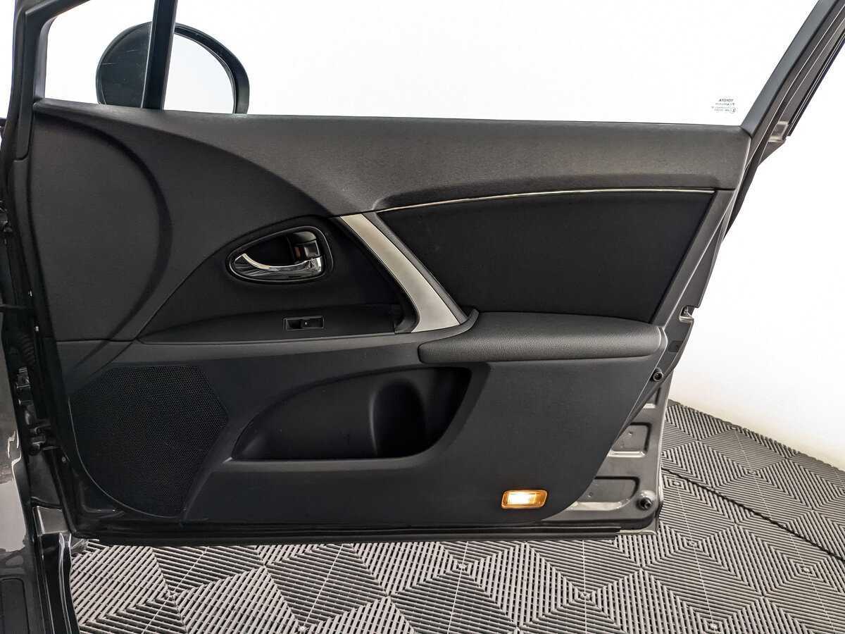 Купить Toyota Avensis, 2012, 87 994 км, фото №20