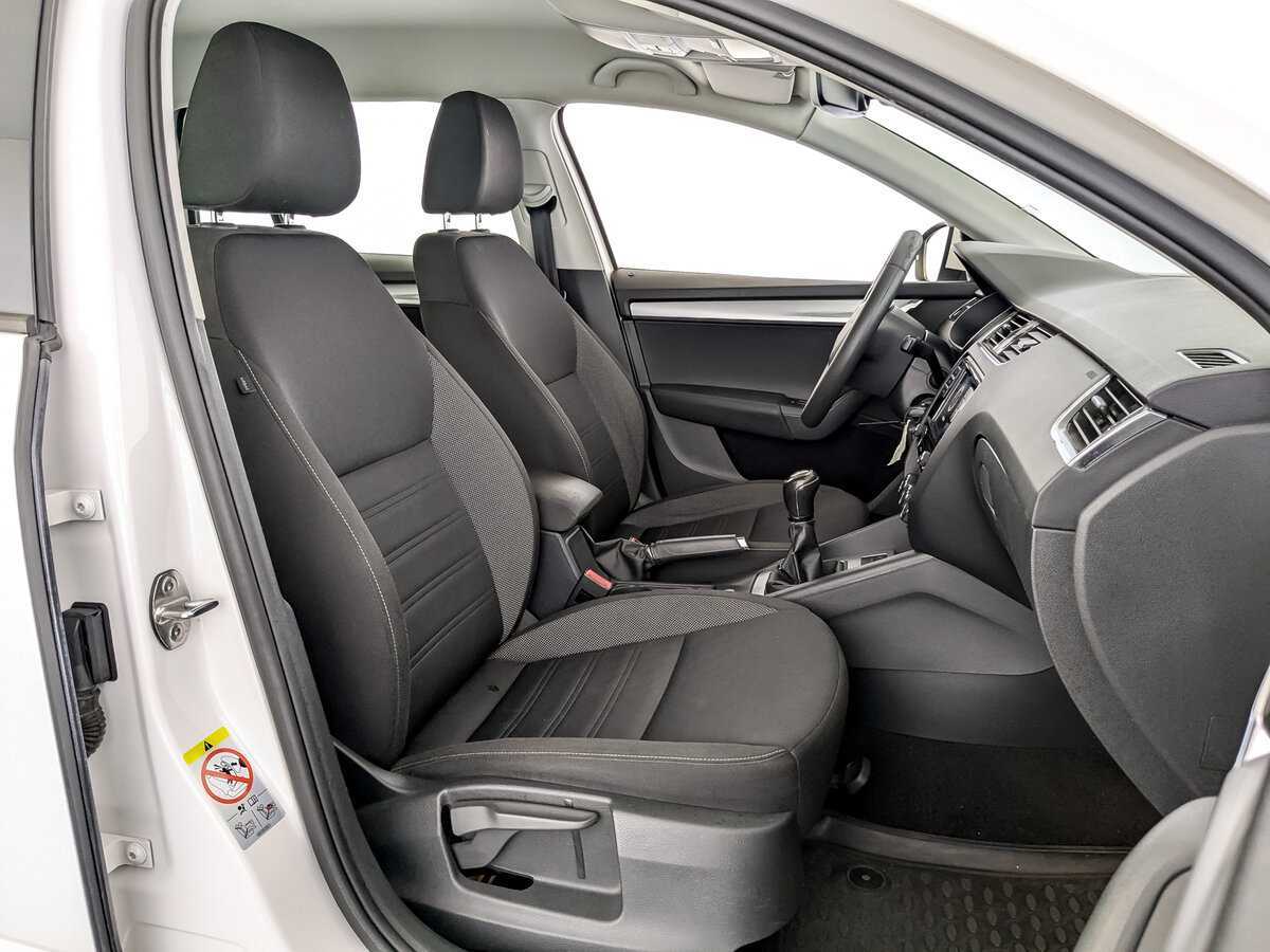 Купить Skoda Octavia, 2017, 140 527 км, фото №19