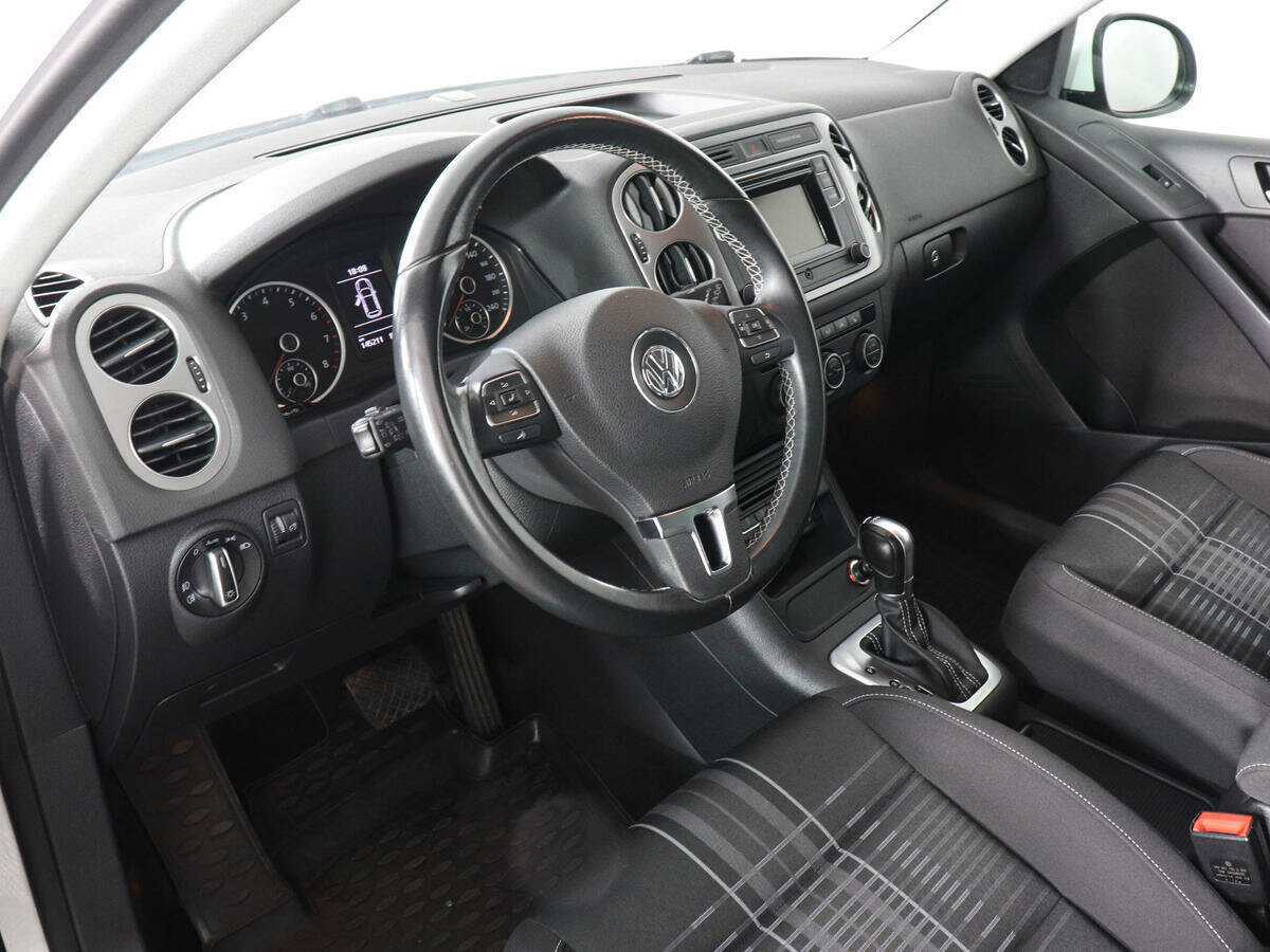 Купить Volkswagen Tiguan, 2016, 145 005 км, фото №9