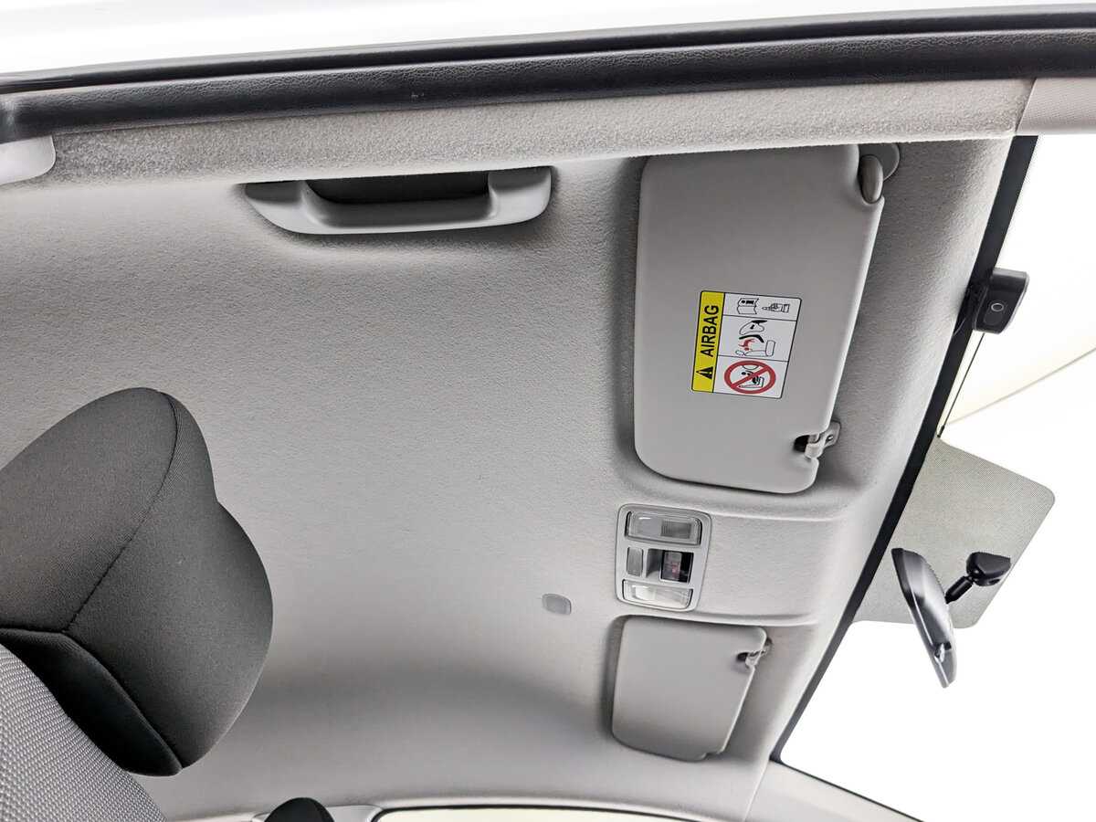 Купить Hyundai Solaris, 2018, 128 050 км, фото №21