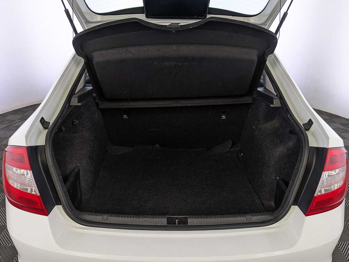 Купить Skoda Rapid, 2017, 214 528 км, фото №10
