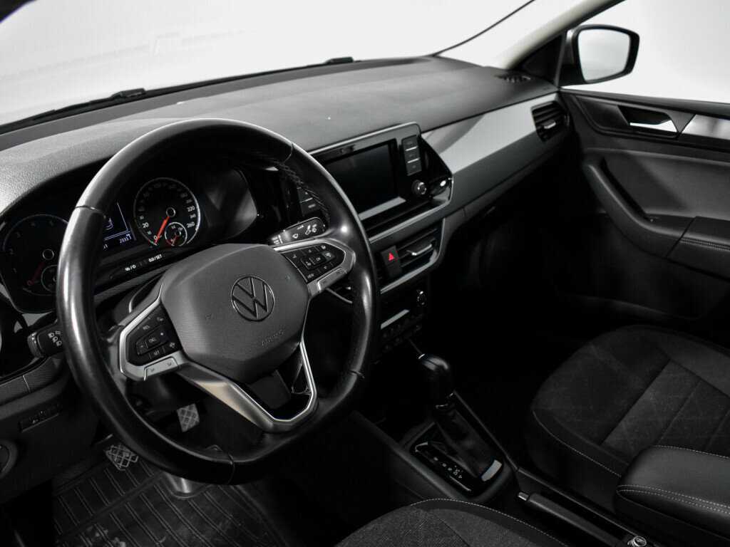 Купить Volkswagen Polo, 2020, 65 000 км, фото №9