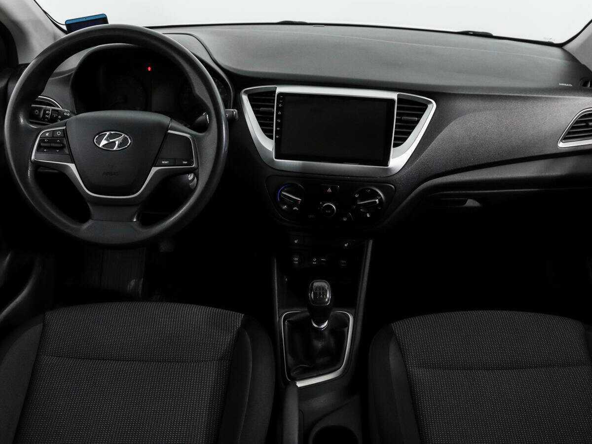 Купить Hyundai Solaris, 2018, 124 111 км, фото №11