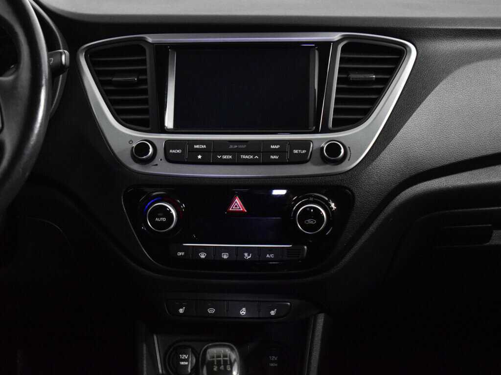 Купить Hyundai Solaris, 2017, 100 000 км, фото №15