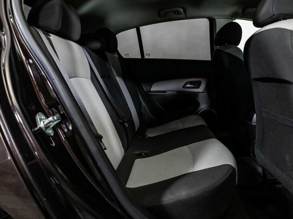 Купить Chevrolet Cruze, 2013, 134 650 км, фото №9