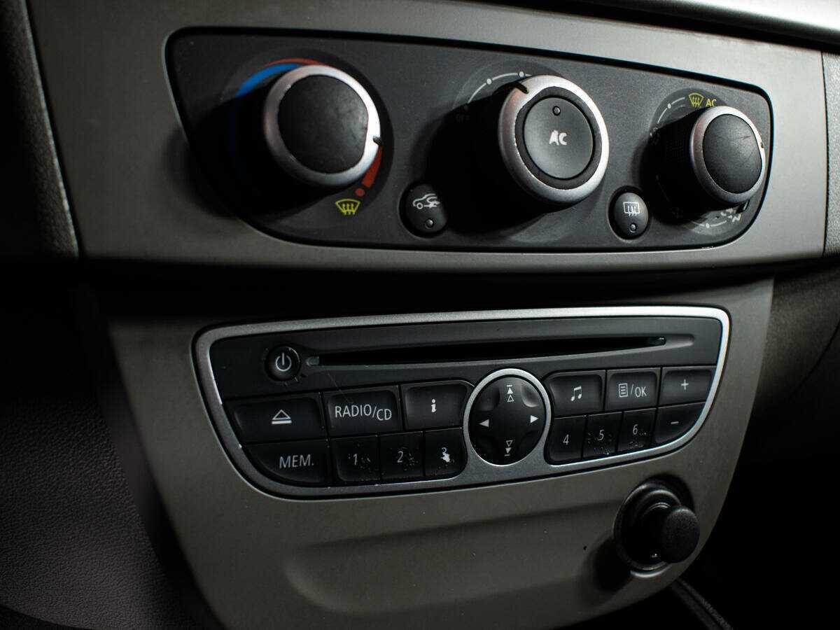 Купить Renault Megane, 2012, 98 000 км, фото №12