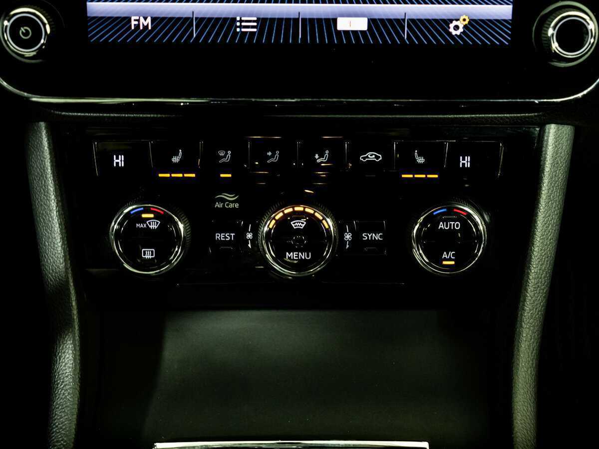 Купить Skoda Superb, 2018, 160 750 км, фото №15