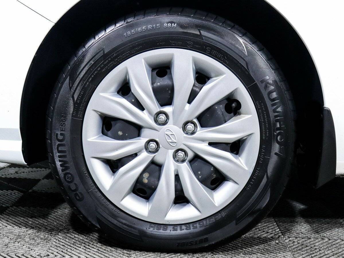 Купить Hyundai Solaris, 2021, 75 405 км, фото №13