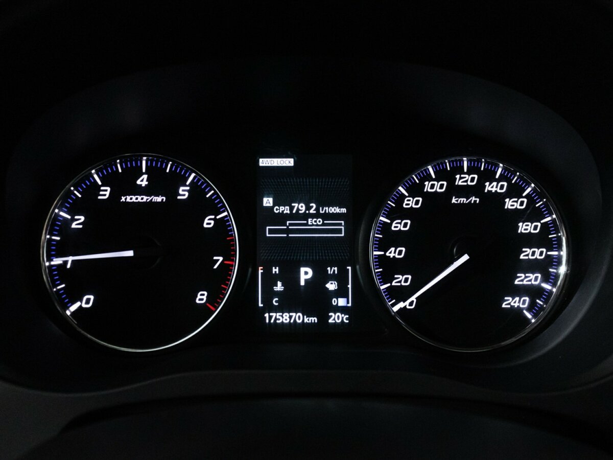 Купить Mitsubishi Outlander III Рестайлинг, 2014, 175 868 км, фото №11