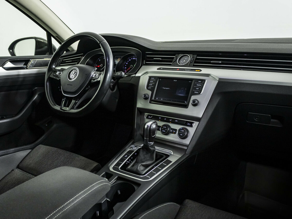 Купить Volkswagen Passat B8, 2017, 152 451 км, фото №7