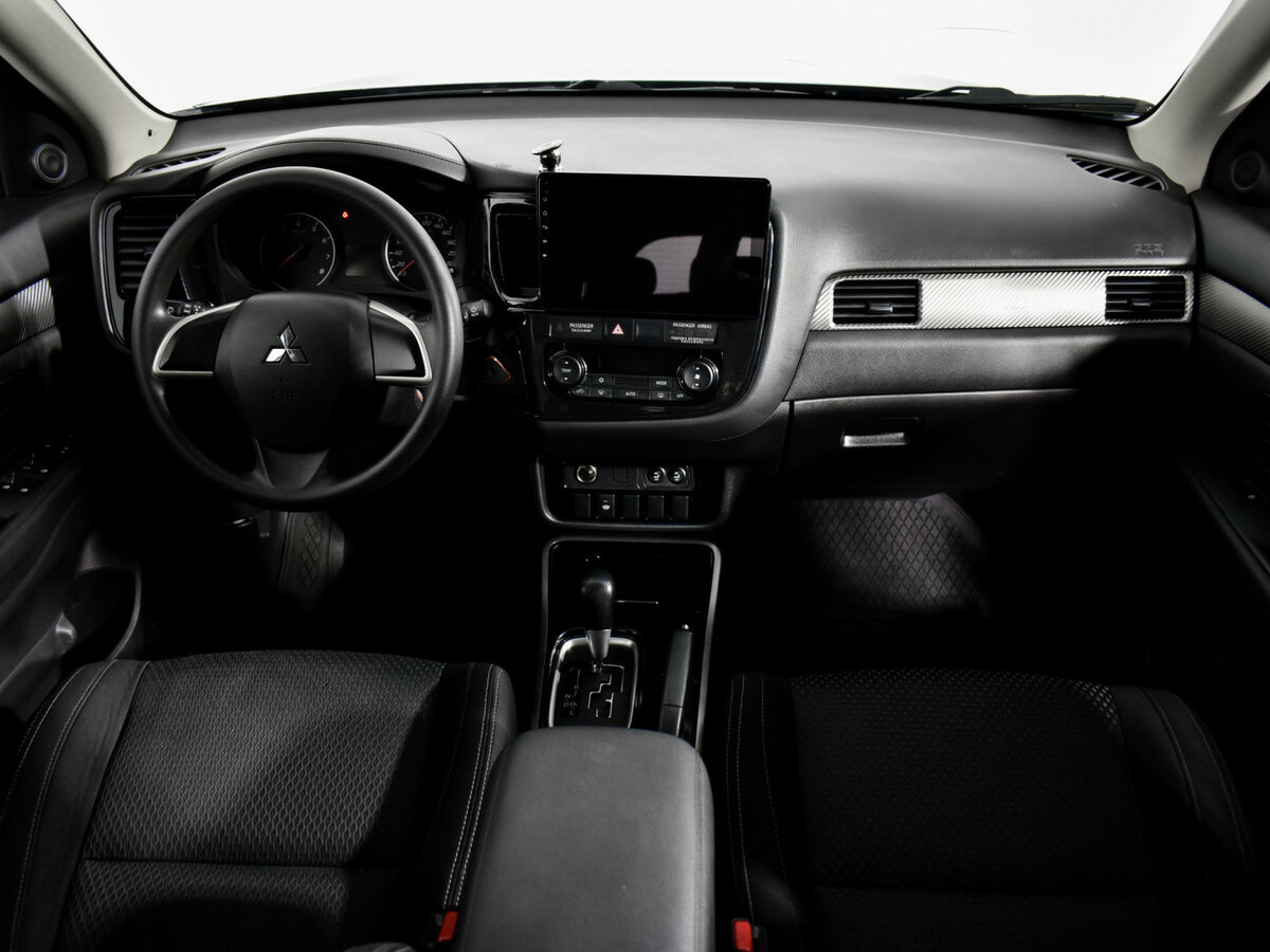 Купить Mitsubishi Outlander III Рестайлинг 2, 2018, 117 746 км, фото №11